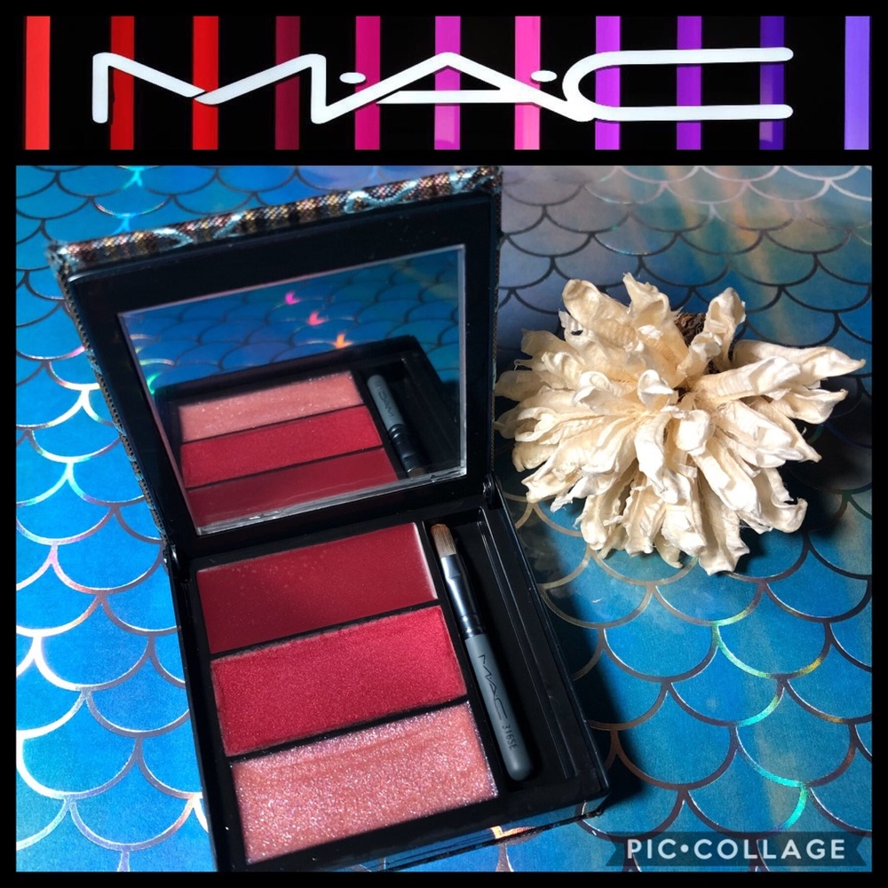 MAC Lipstick/Lipgloss Mirror Compact w/Brush NEW!